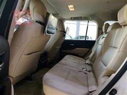 تۆیۆتا لاند کروزەر